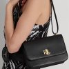 Schwarze mittelgroße Schultertaschen aus Leder von Ralph Lauren für Damen