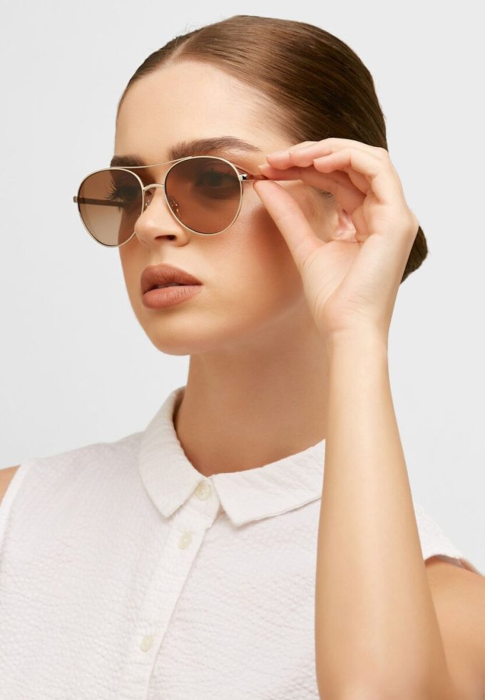 Silberne Damen-Pilotensonnenbrille Ralph Lauren 0Ra4135
